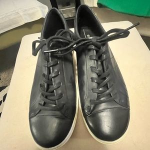 Ecoos sneakers, Danish design.